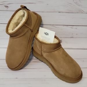 NIB Brand New UGG Classic Ultra Mini in Chestnut Size 7